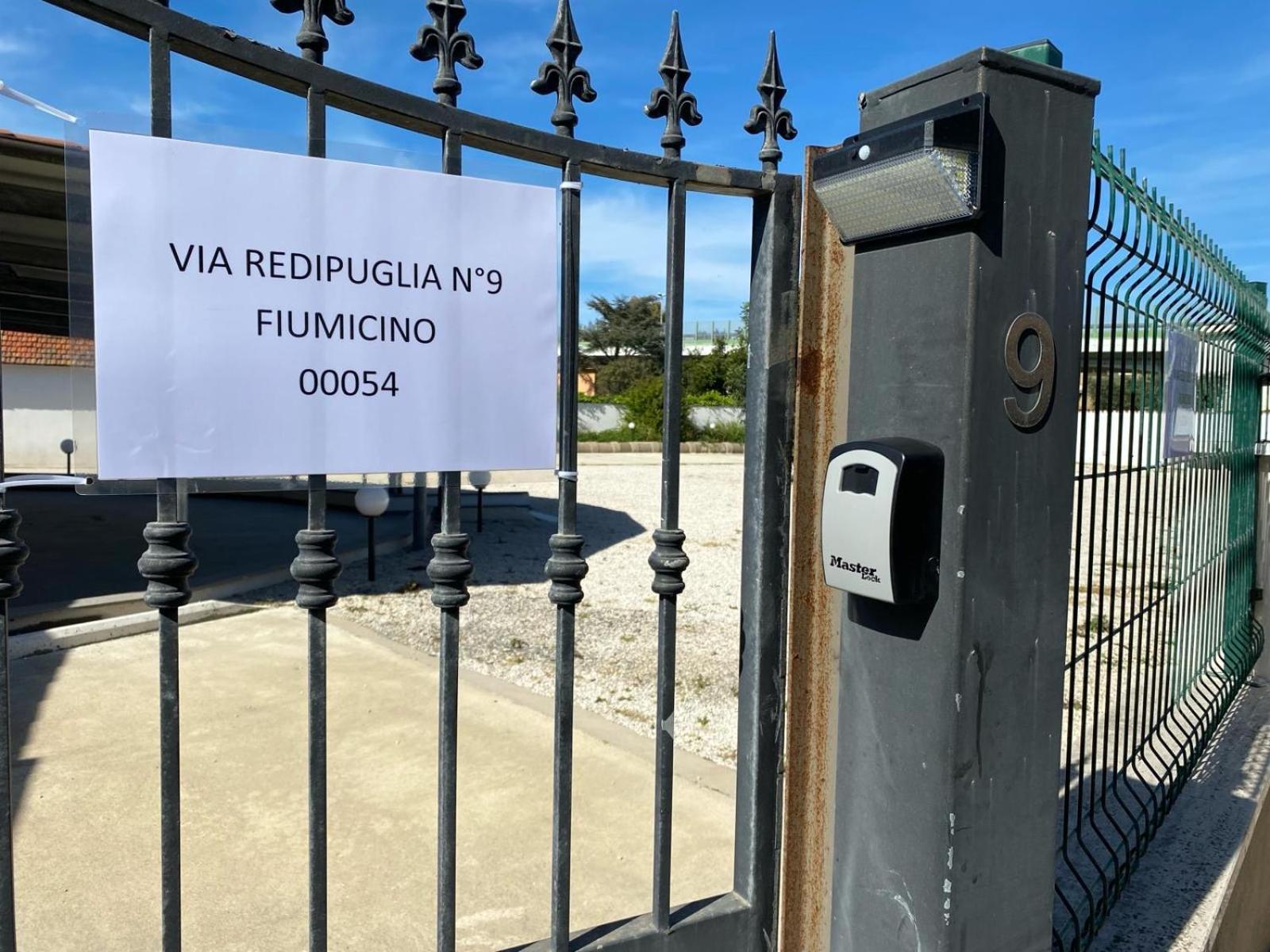 Fcoairporthouse Apartman Fiumicino Kültér fotó