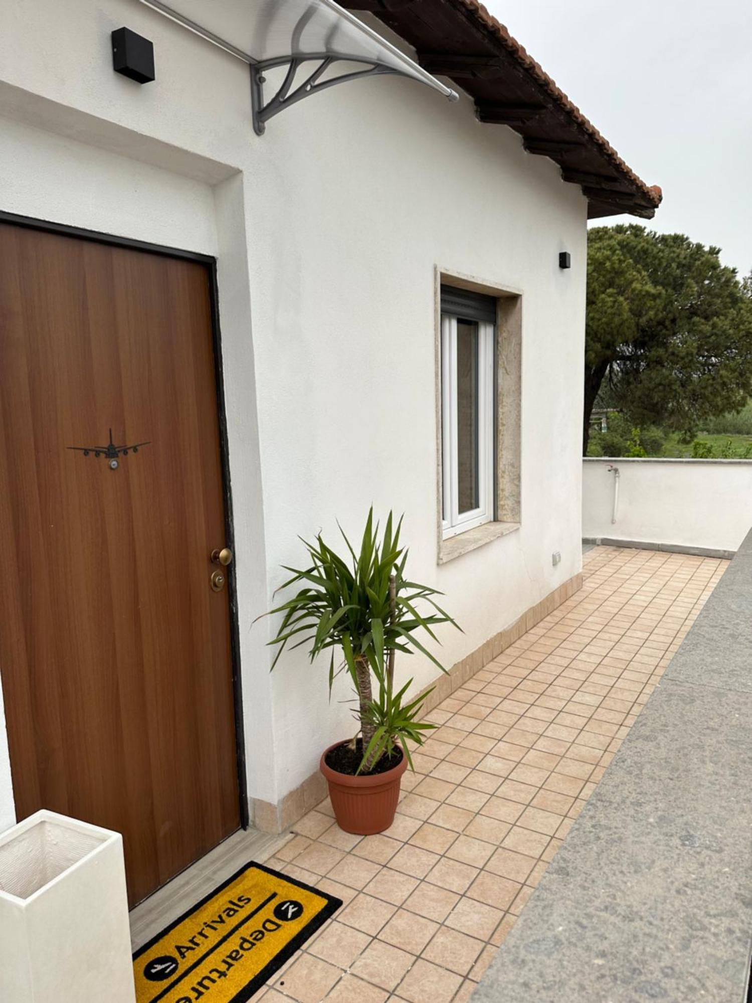 Fcoairporthouse Apartman Fiumicino Kültér fotó